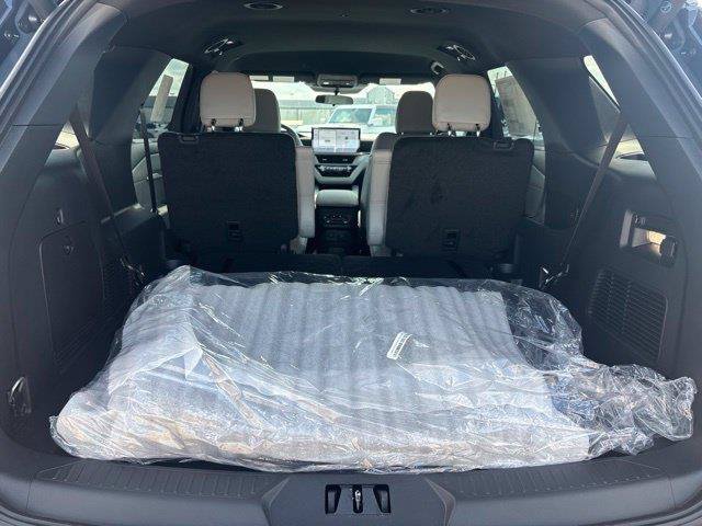 New 2027 Ford Explorer Active w/ Active Comfort Package RWD image 34