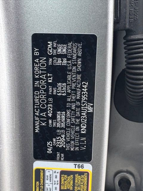 Certified 2025 Kia Soul LX image 17