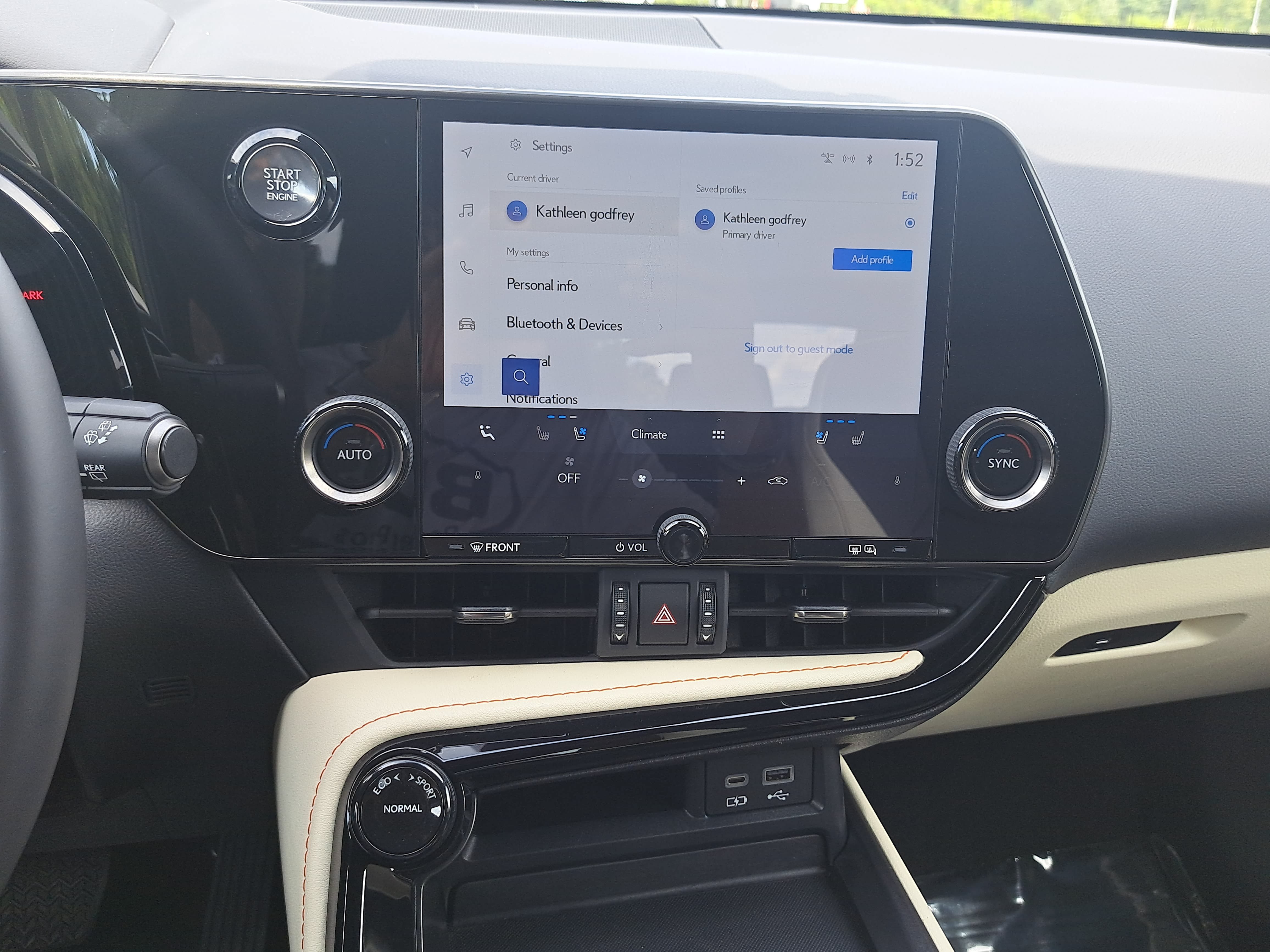 Used 2024 Lexus NX 250 FWD w/ Towing Package (2000 Lbs) image 21