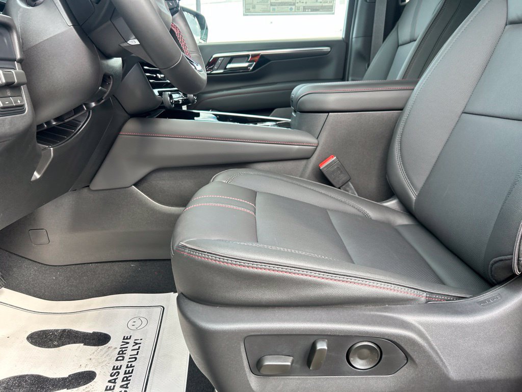 New 2026 Chevrolet Tahoe RST w/ Sun And Tow Package AWD/4WD image 12