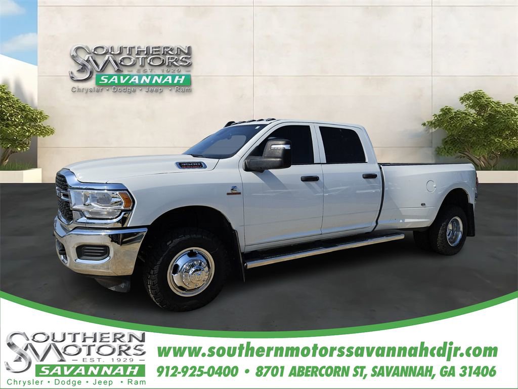Used 2024 RAM 3500 Tradesman w/ Towing Technology Group AWD/4WD image 1