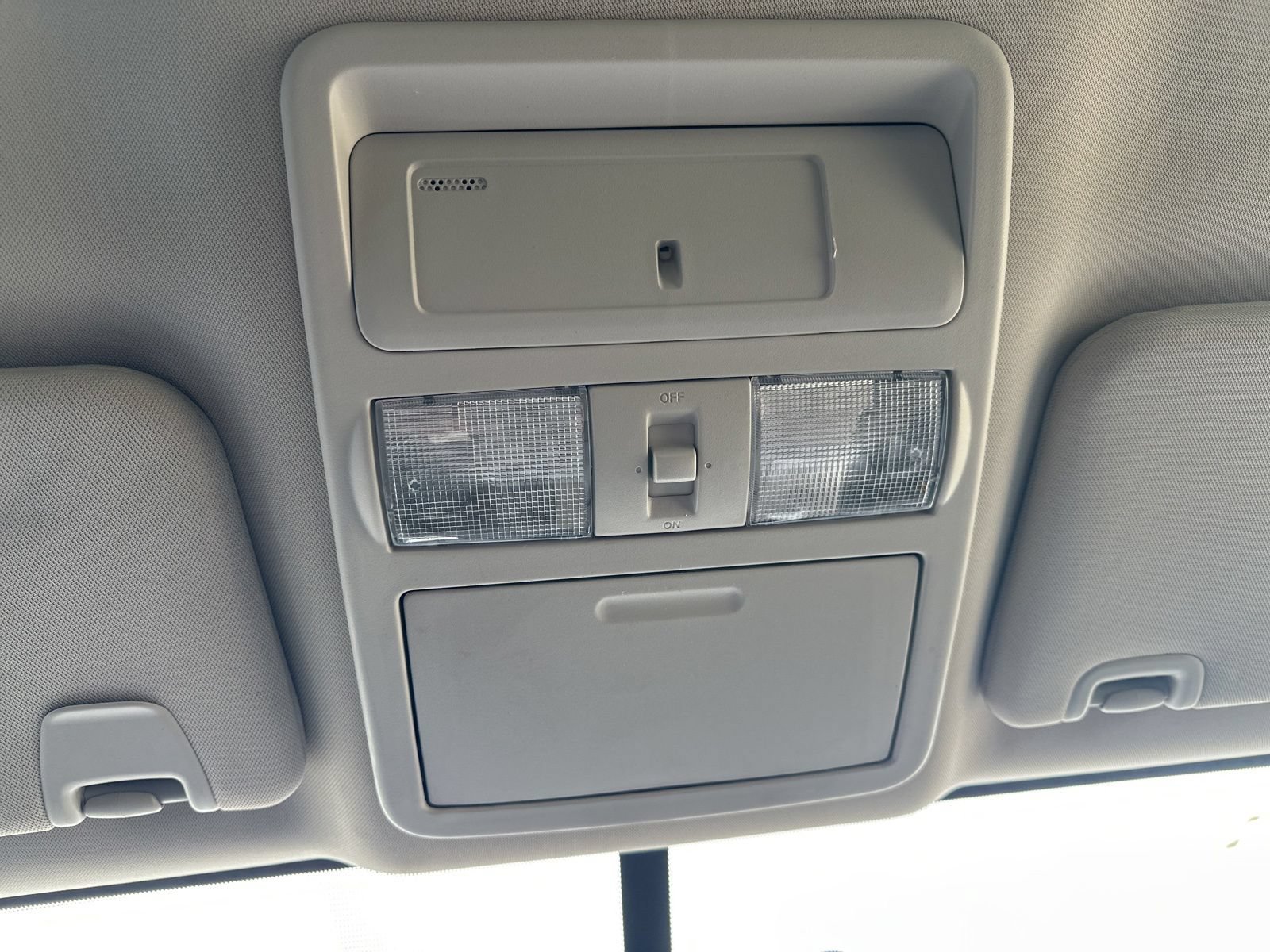 Used 2017 Nissan Titan SV AWD/4WD image 65