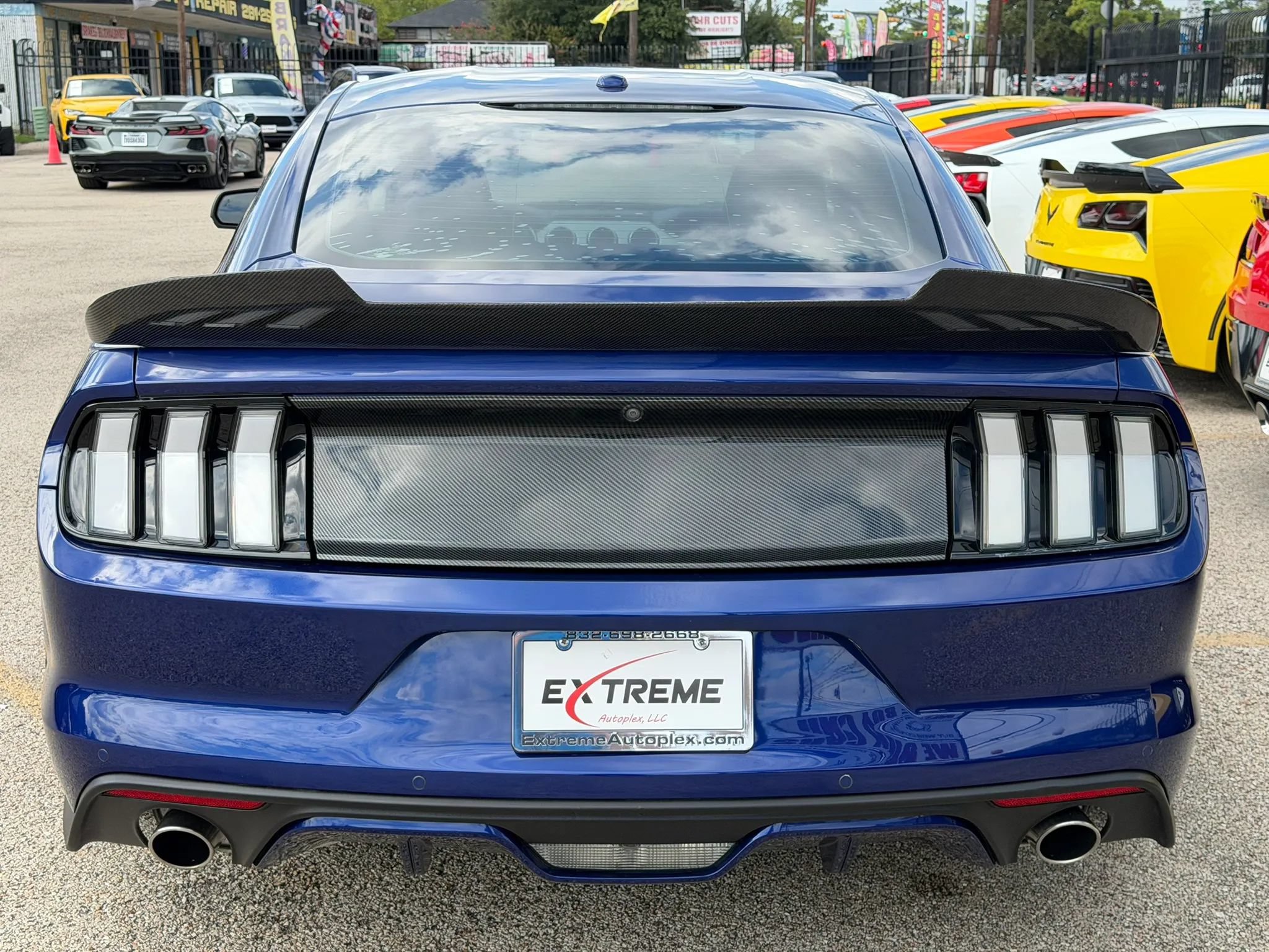 Used 2016 Ford Mustang GT Premium w/ Equipment Group 401A RWD image 3