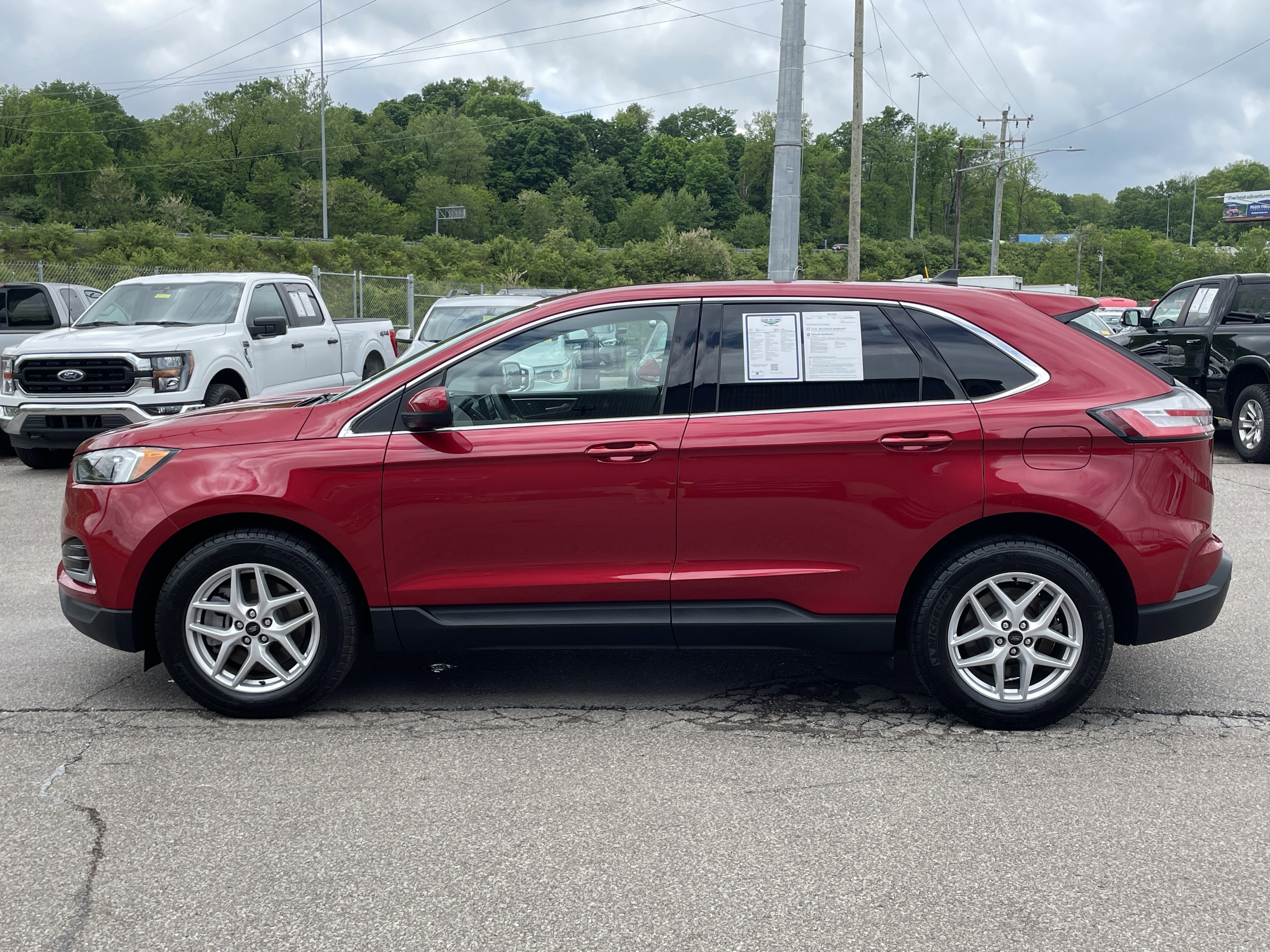 Used 2024 Ford Edge SEL w/ Convenience Package AWD/4WD image 4