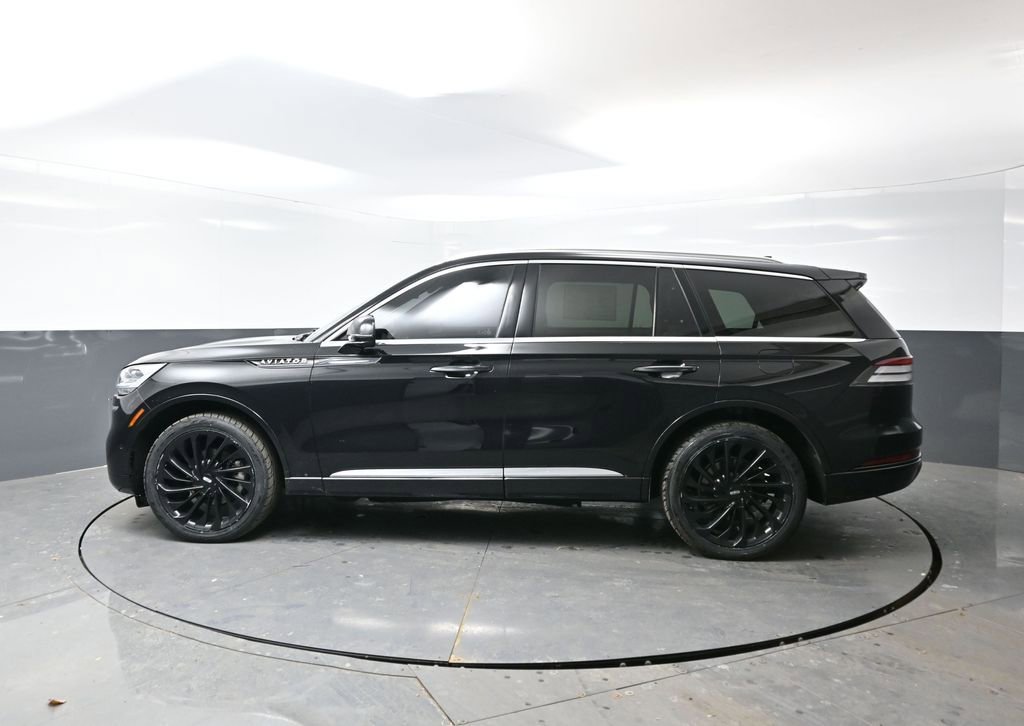 Used 2022 Lincoln Aviator Reserve w/ Equipment Group 201A image 11