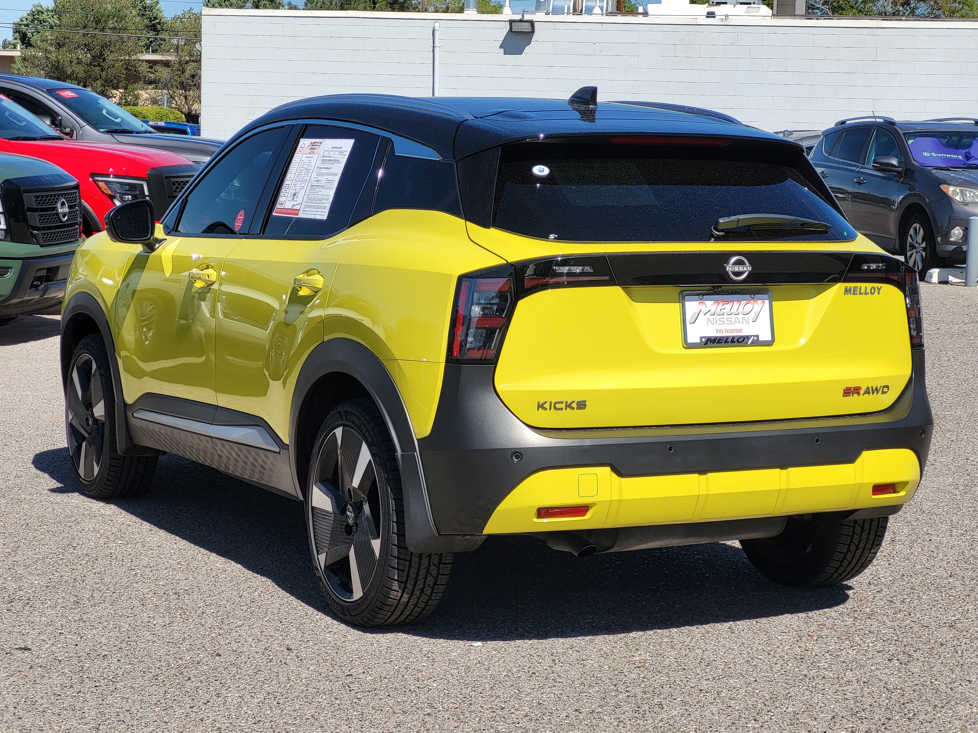 Certified 2025 Nissan Kicks SR w/ SR Premium Package AWD/4WD image 6