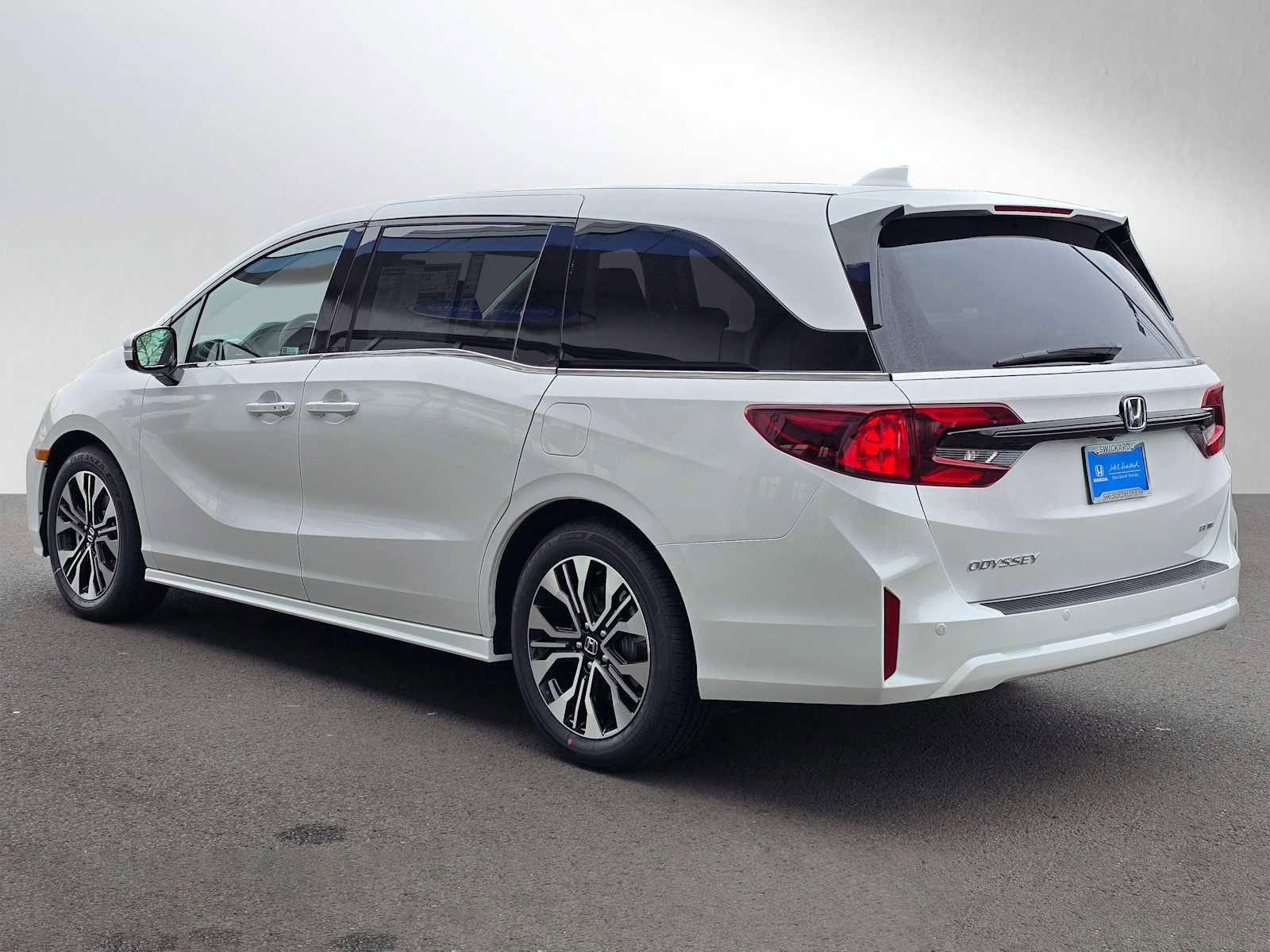 New 2026 Honda Odyssey Elite image 5