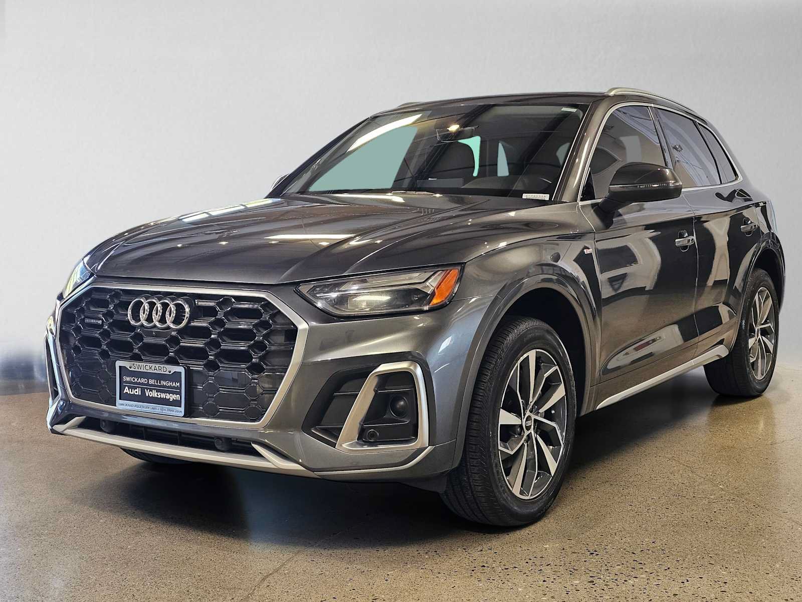 Used 2023 Audi Q5 2.0T Premium Plus w/ Premium Plus Package AWD/4WD image 7