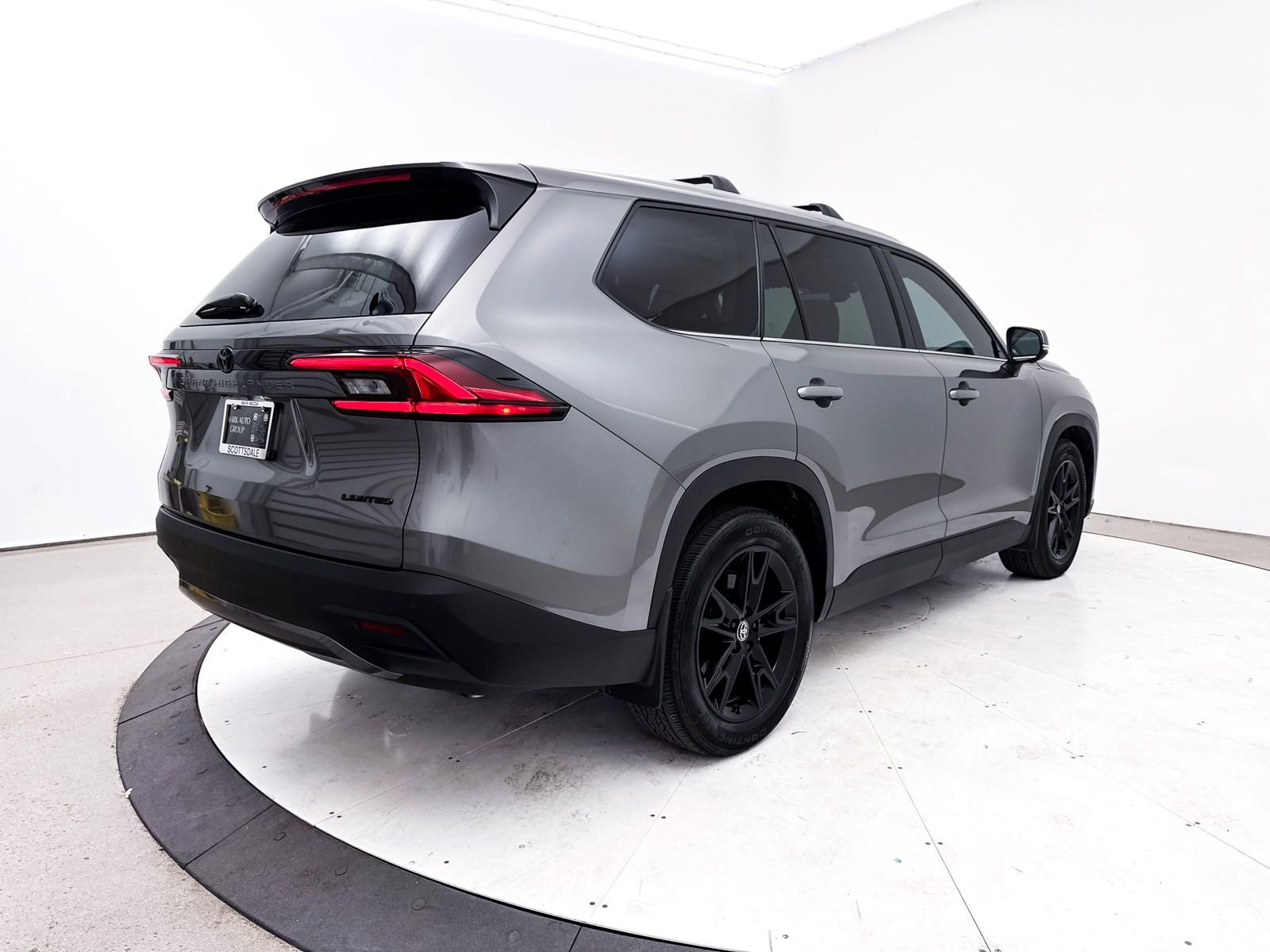 Used 2025 Toyota Grand Highlander FWD image 21