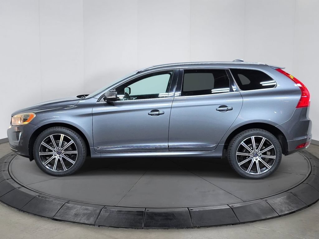 Used 2016 Volvo XC60 T5 Premier w/ Proximity Package FWD video 2