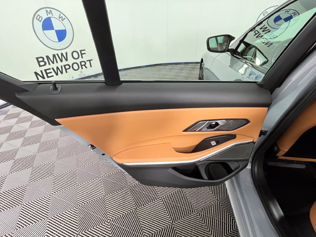 Certified 2025 BMW M340i xDrive w/ Premium Package AWD/4WD image 26