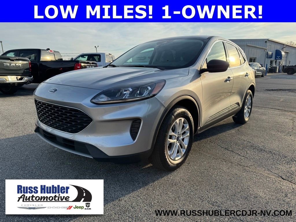 Used 2022 Ford Escape SE w/ Cold Weather Package image 1