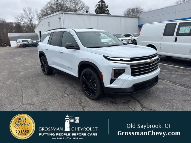 New 2026 Chevrolet Traverse LT w/ Driver Confidence Package AWD/4WD image 1