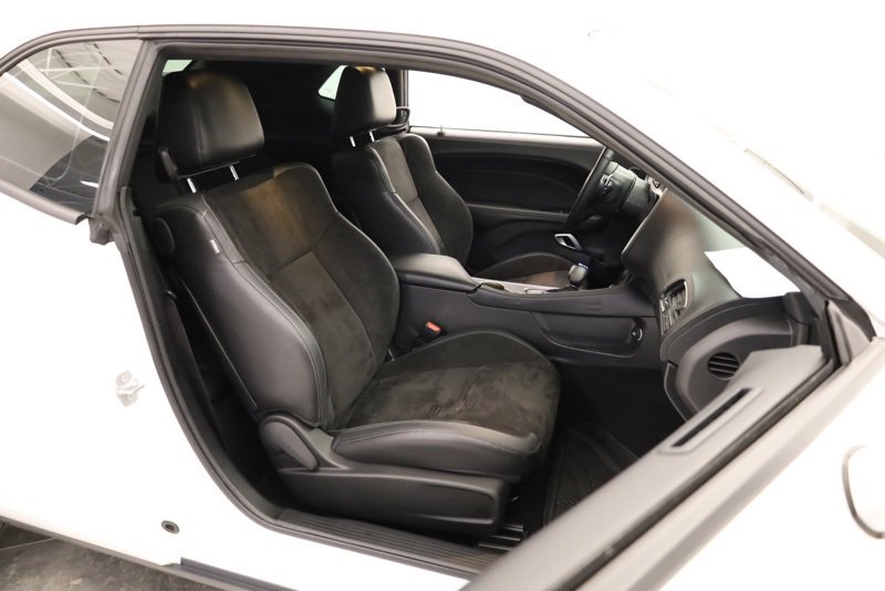 Used 2023 Dodge Challenger GT w/ Plus Package image 27