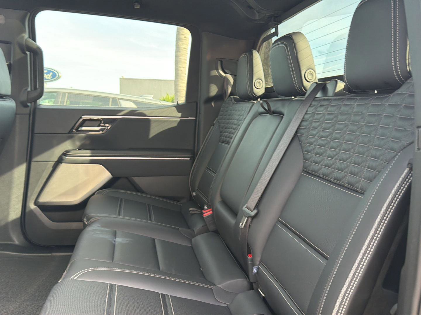 Used 2024 GMC Sierra EV Denali AWD/4WD image 6