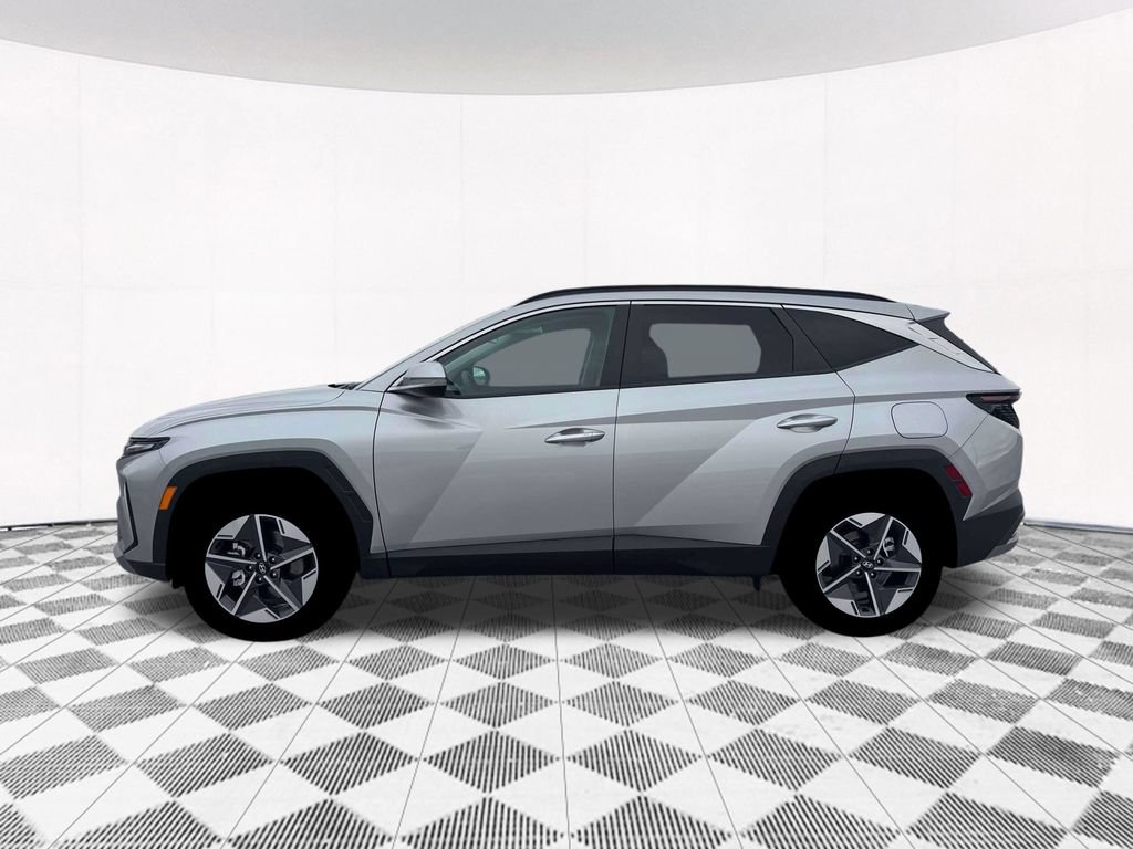 New 2026 Hyundai Tucson SEL w/ Tow & Go Package AWD/4WD image 3