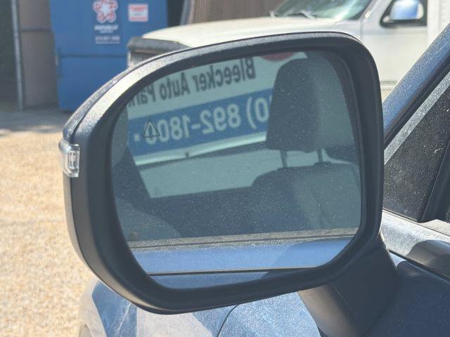 Used 2023 Kia Telluride S AWD/4WD image 12