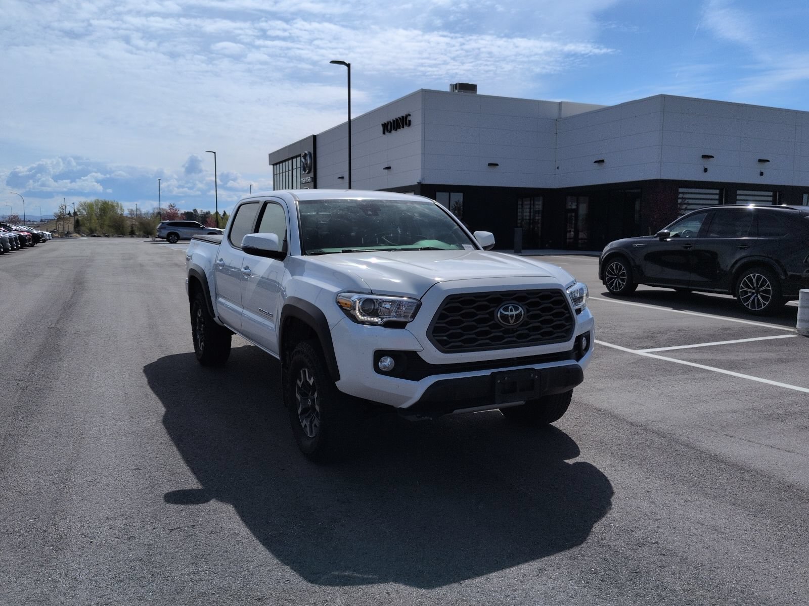 Used 2023 Toyota Tacoma TRD Off-Road w/ Technology Package AWD/4WD image 1