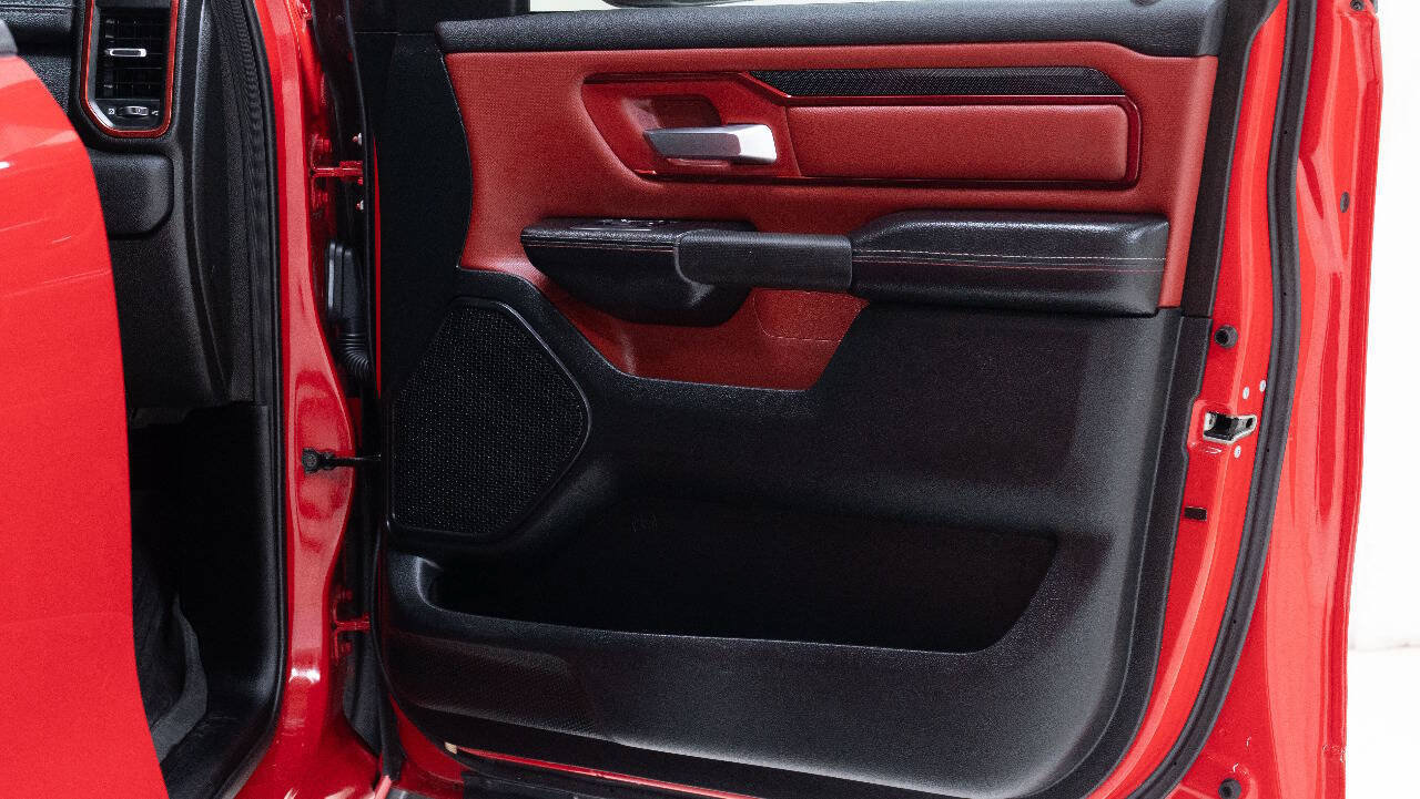 Used 2019 RAM 1500 Rebel w/ Rebel Level 2 Equipment Group AWD/4WD image 31