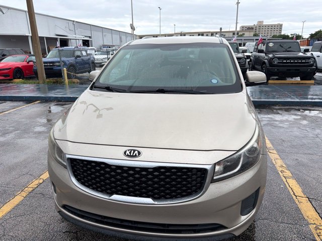 Used 2015 Kia Sedona LX FWD image 2