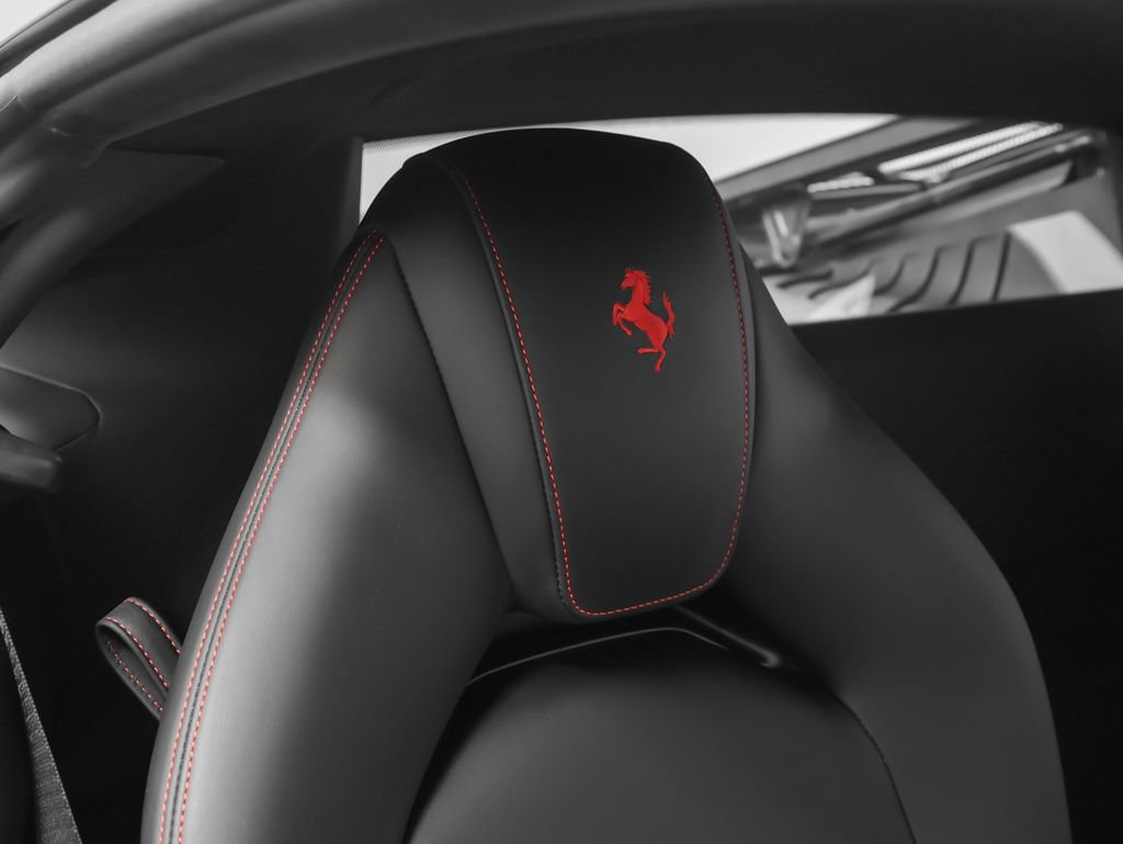 Certified 2018 Ferrari 488 GTB RWD image 22
