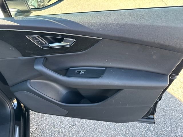 Used 2023 Audi Q7 3.0T Premium w/ Convenience Package image 38