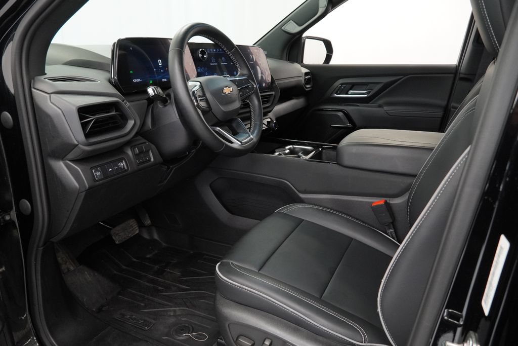 New 2026 Chevrolet Silverado EV LT AWD/4WD image 10