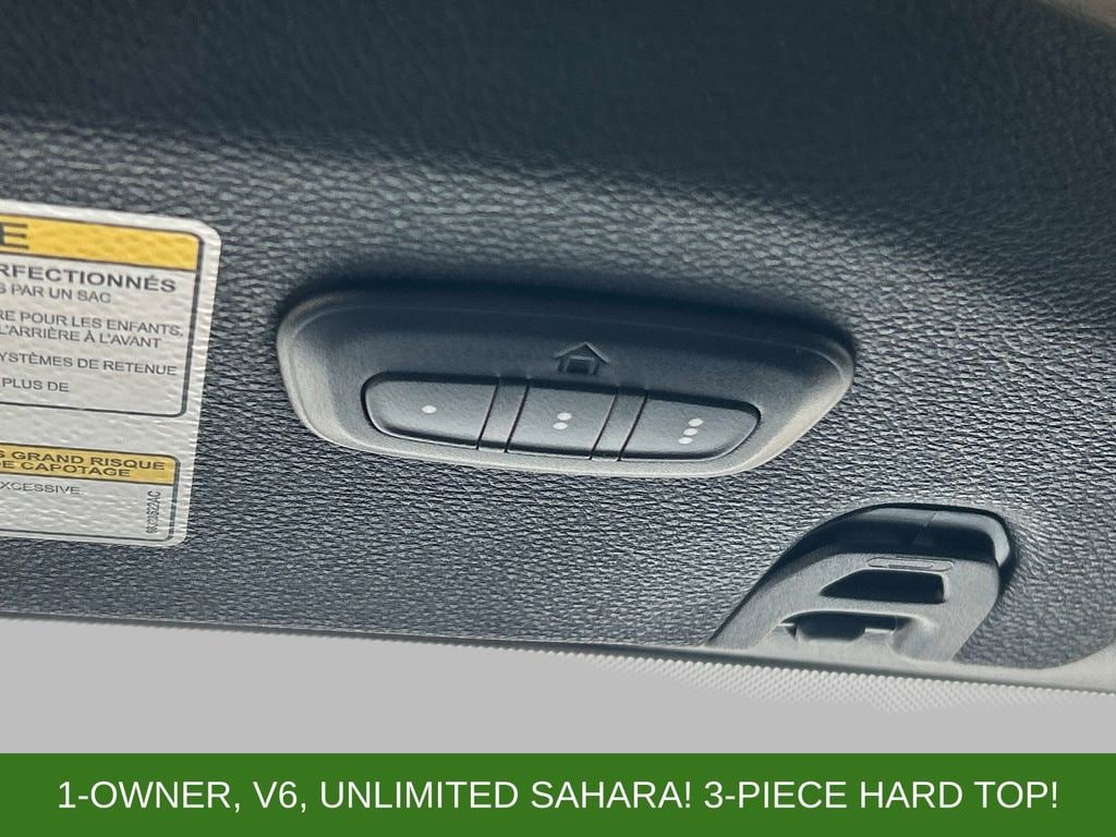 Used 2018 Jeep Wrangler Unlimited Sahara AWD/4WD image 31