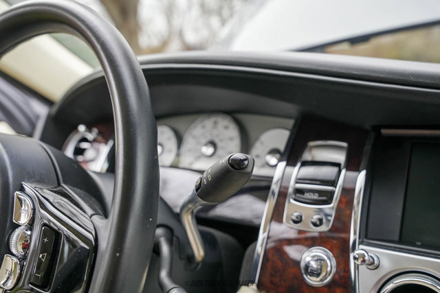 Used 2011 Rolls-Royce Ghost image 45