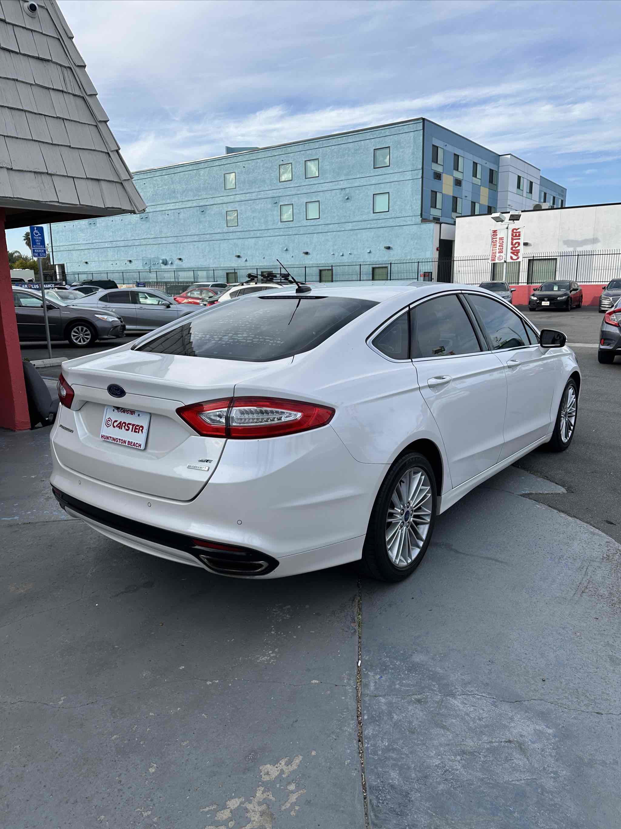 Used 2014 Ford Fusion SE w/ Equipment Group 202A image 7