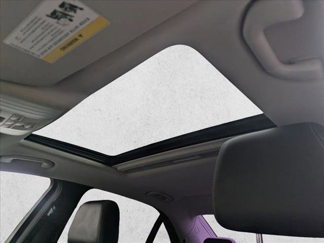 Used 2014 Mercedes-Benz E 250 BlueTEC Sedan image 16