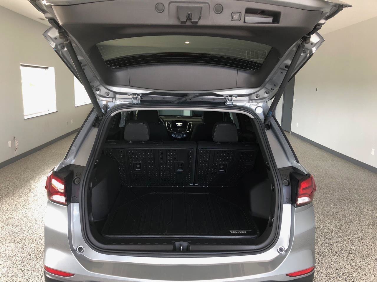 Used 2024 Chevrolet Equinox LT AWD/4WD image 10