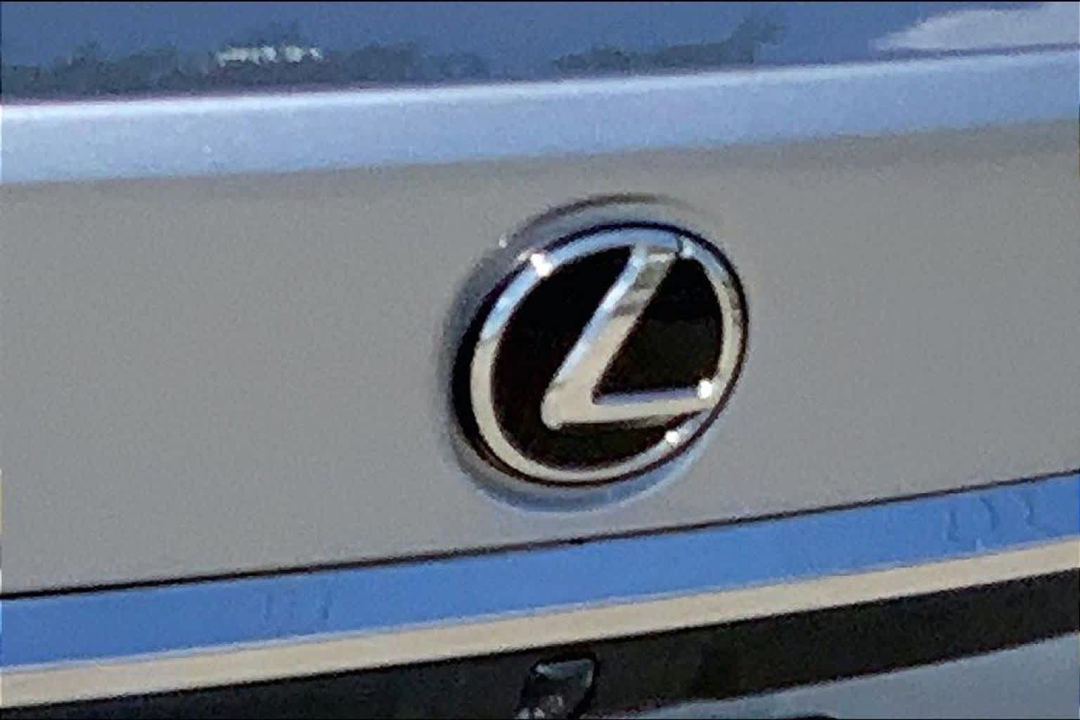Used 2022 Lexus ES 350 w/ Premium Package FWD image 30