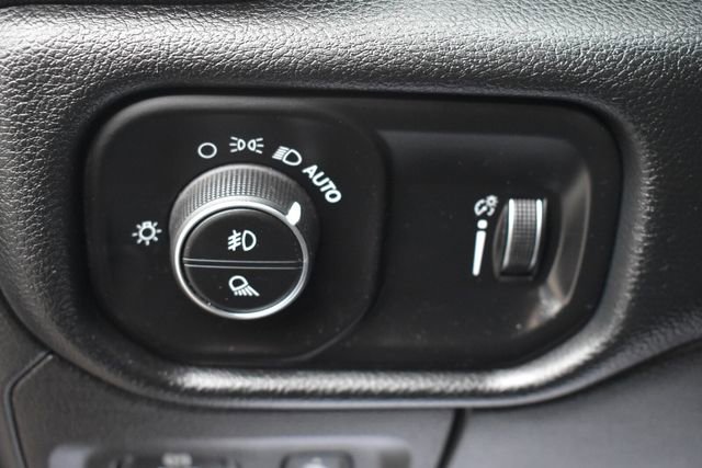 Used 2021 RAM 1500 Big Horn image 24