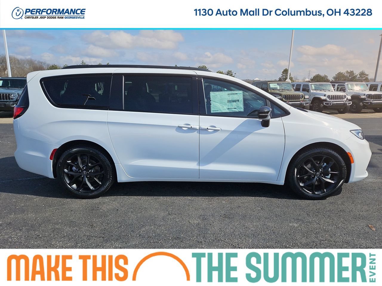 New 2026 Chrysler Pacifica Select w/ S Appearance Package FWD image 8