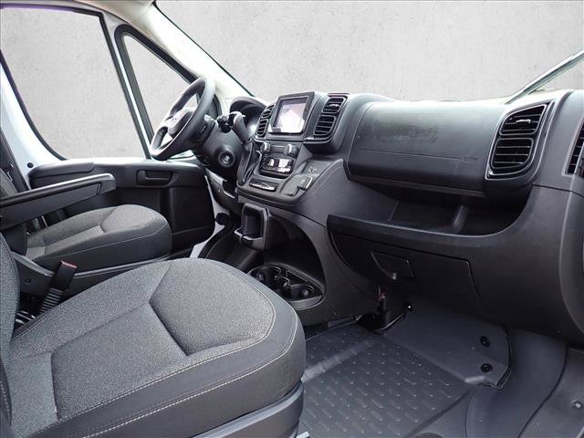 Used 2025 RAM ProMaster 2500 w/ U-Haul Equipment Group FWD image 10