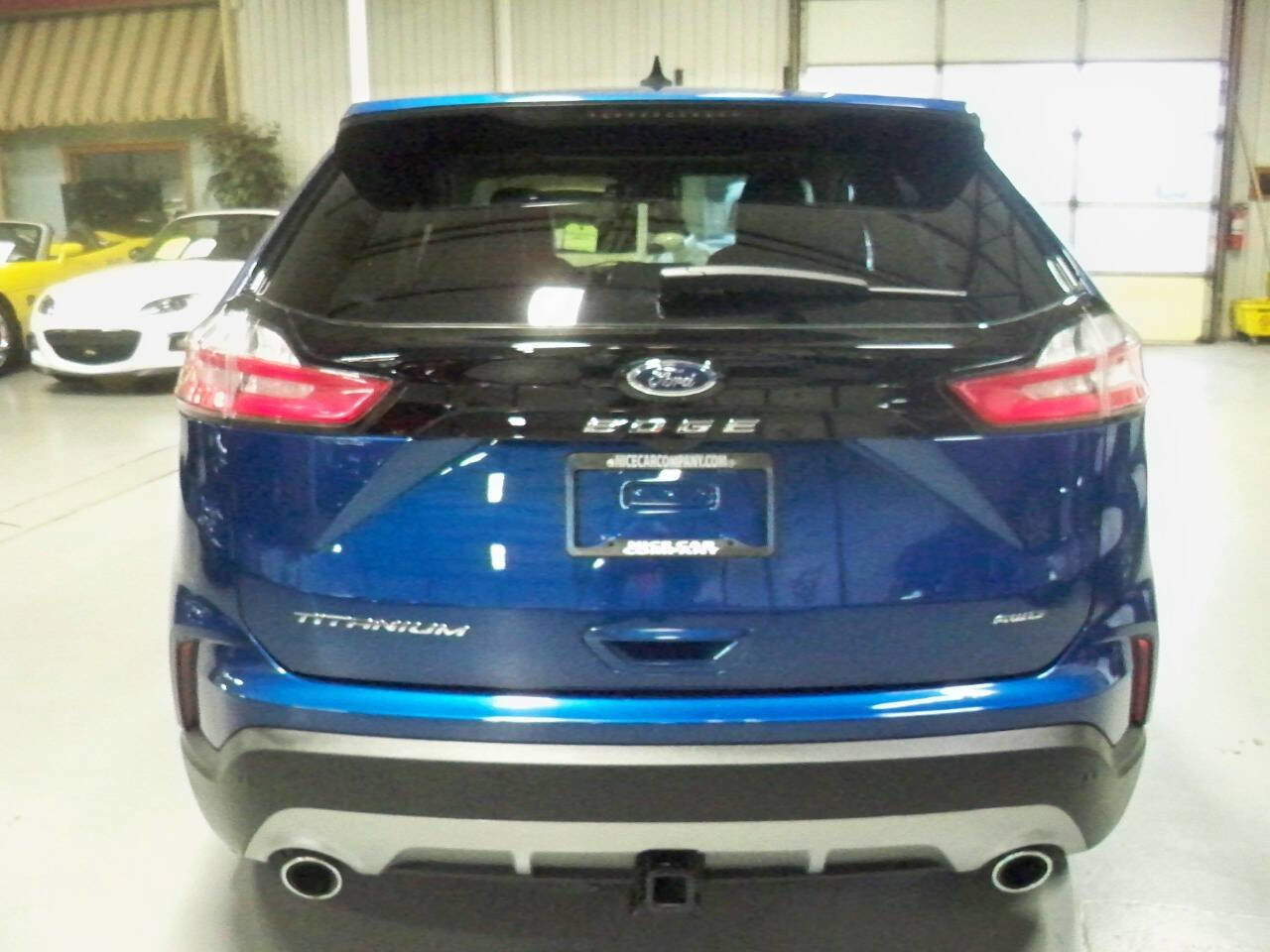 Used 2024 Ford Edge Titanium w/ Equipment Group 301A image 4