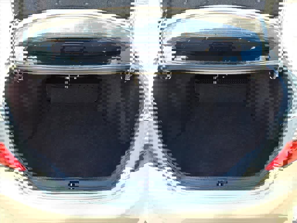 Used 2013 Toyota Camry XLE w/ Leather Pkg image 6