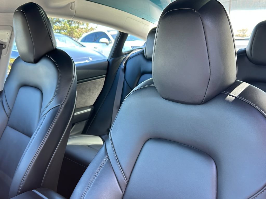 Used 2018 Tesla Model 3 Long Range RWD image 15
