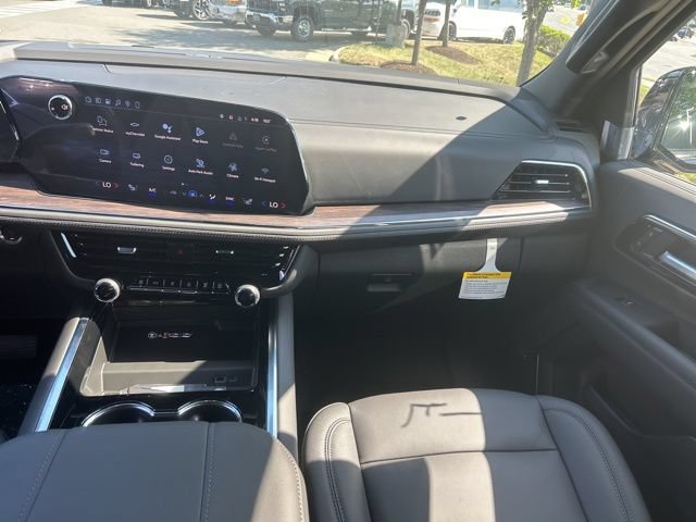 New 2026 Chevrolet Tahoe LT w/ Comfort Package AWD/4WD image 25