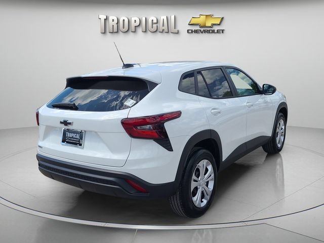 New 2026 Chevrolet Trax LS FWD image 3