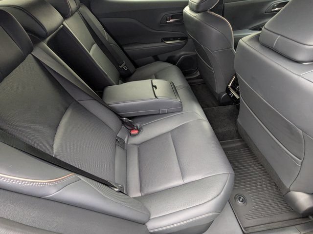 Used 2026 Toyota Crown Platinum AWD/4WD image 14