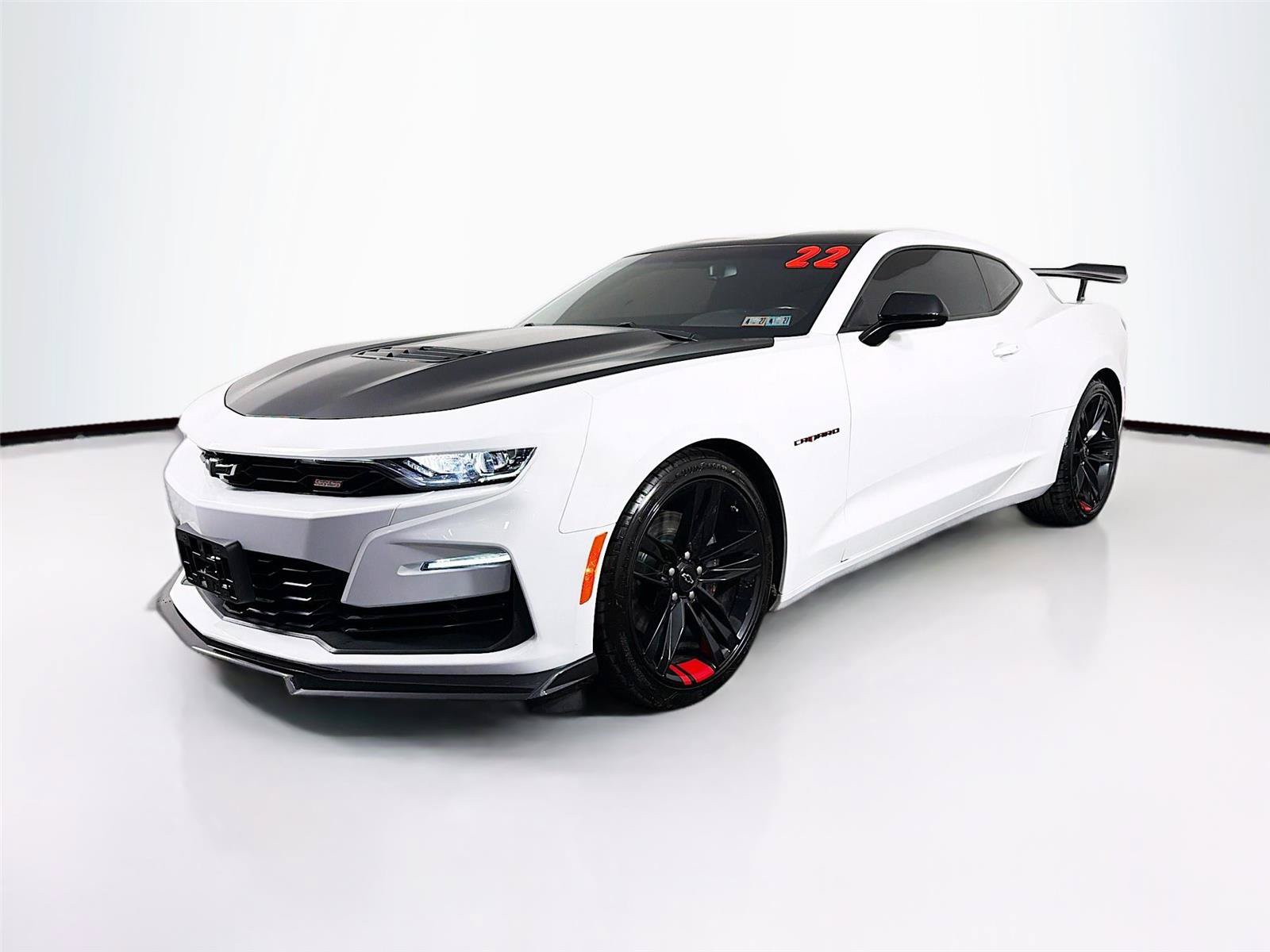 Used 2022 Chevrolet Camaro SS w/ Redline Edition RWD image 3