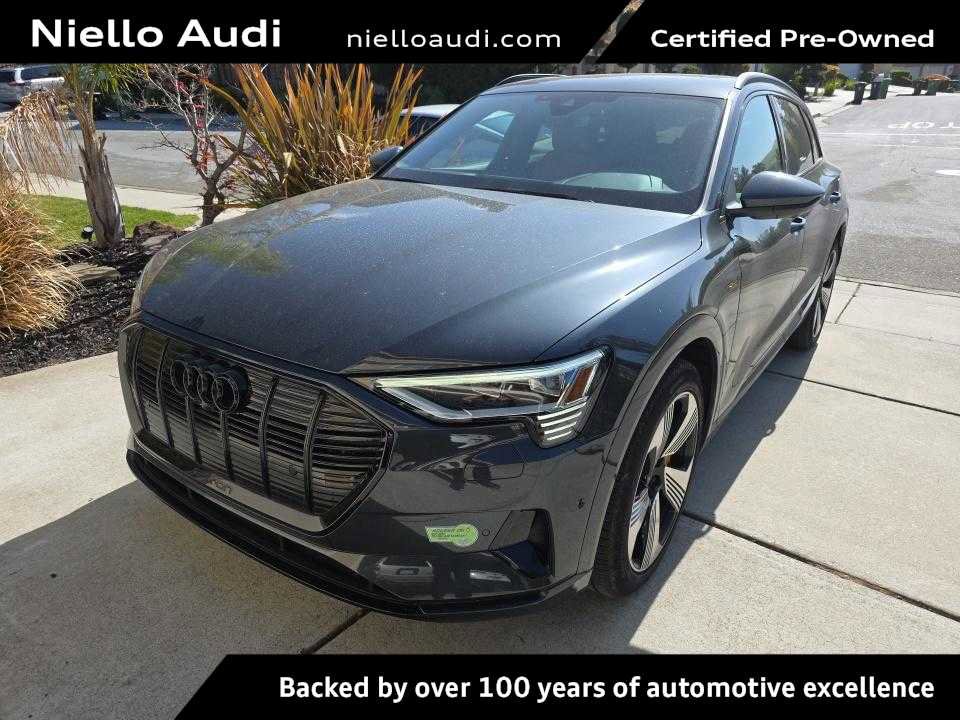 Used 2023 Audi e-tron Premium Plus w/ Premium Plus Package AWD/4WD image 1