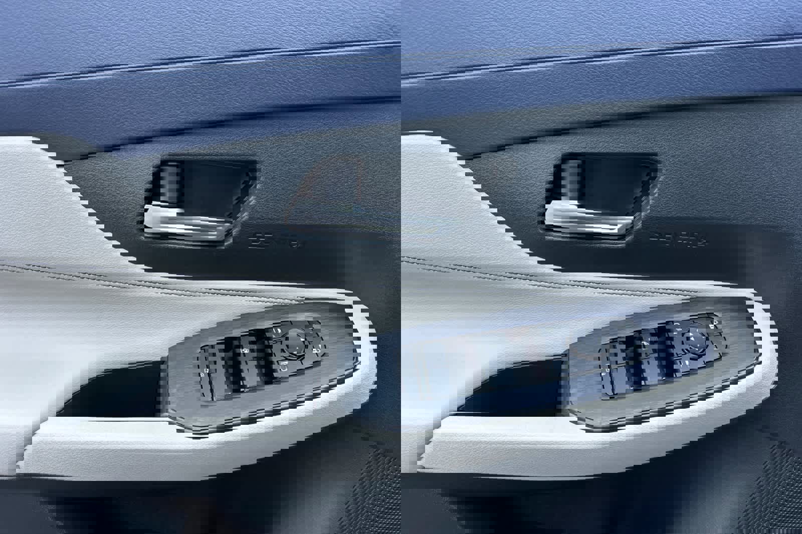 New 2026 Nissan Sentra SL w/ Floor Mat Package image 12