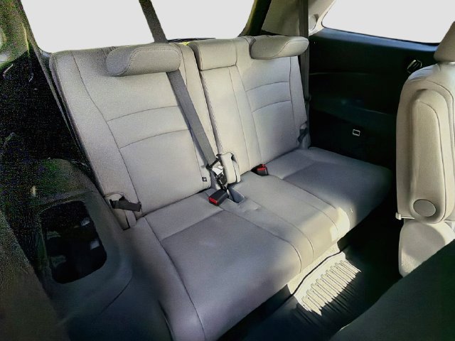 Used 2019 Honda Pilot Touring image 21