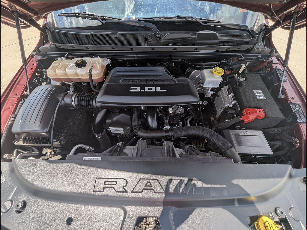 Used 2020 RAM 1500 Laramie AWD/4WD image 20