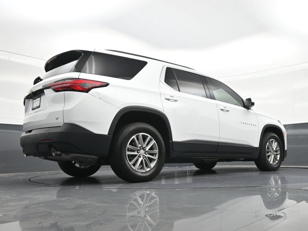 Used 2023 Chevrolet Traverse LT FWD image 22