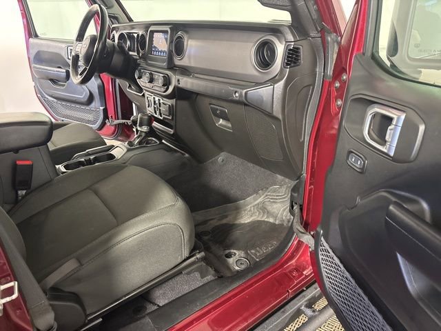 Used 2021 Jeep Gladiator Sport image 23