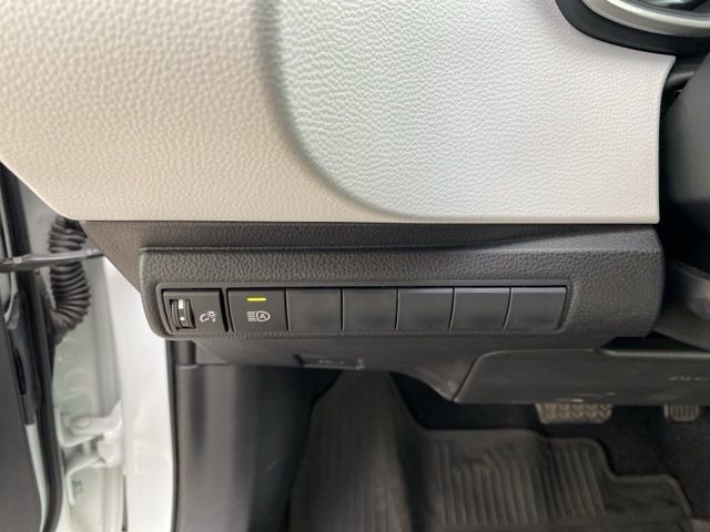 Certified 2025 Toyota Corolla XSE image 13